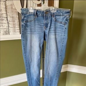 Holister skinny jeans